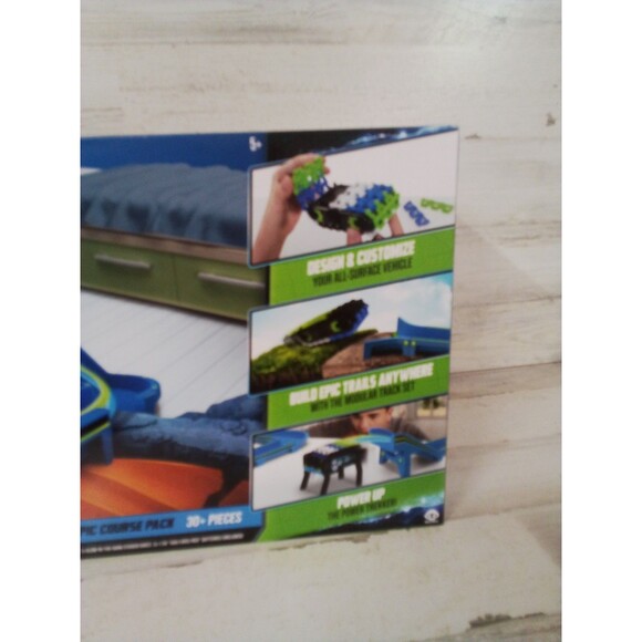 Power Tread All Surface Vehicle 1000 Plus Courses 30 Pieces Toy New In Package - Picture 12 of 13